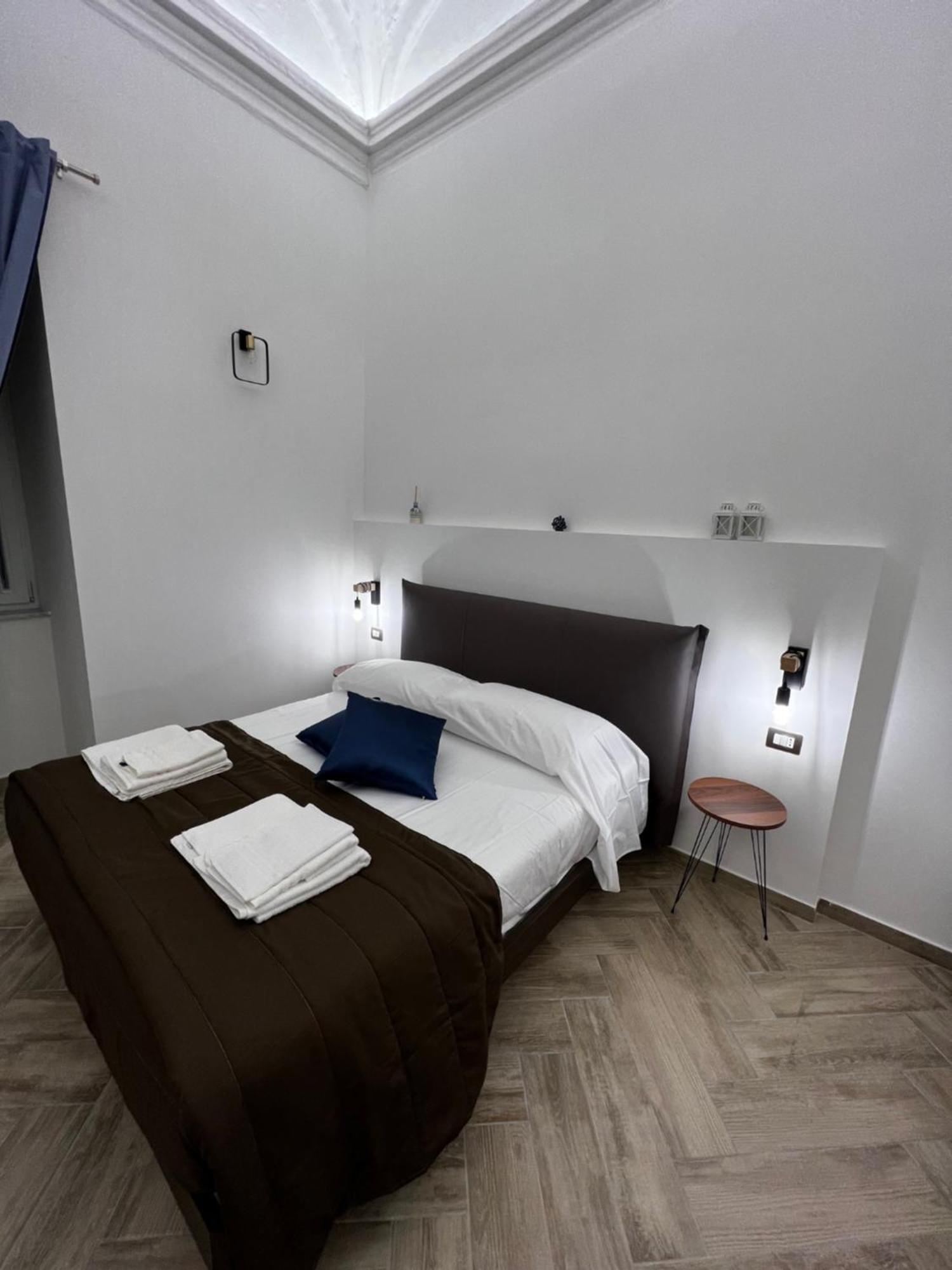 나폴리 Dimora Dei Decumani B&B 외부 사진